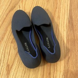 Rothy’s loafer navy blue